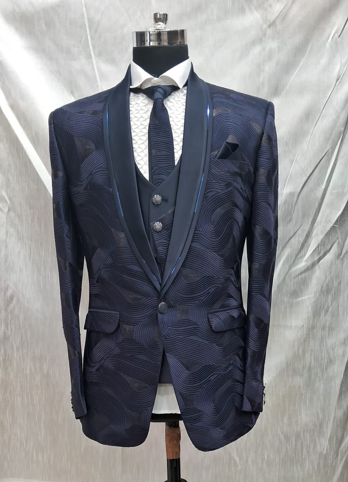 Navy Blue Classy 5 Piece Suit
